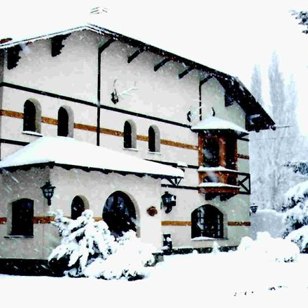 Hosteria La Posta Del Cazador San Martín de los Andes Exteriér fotografie