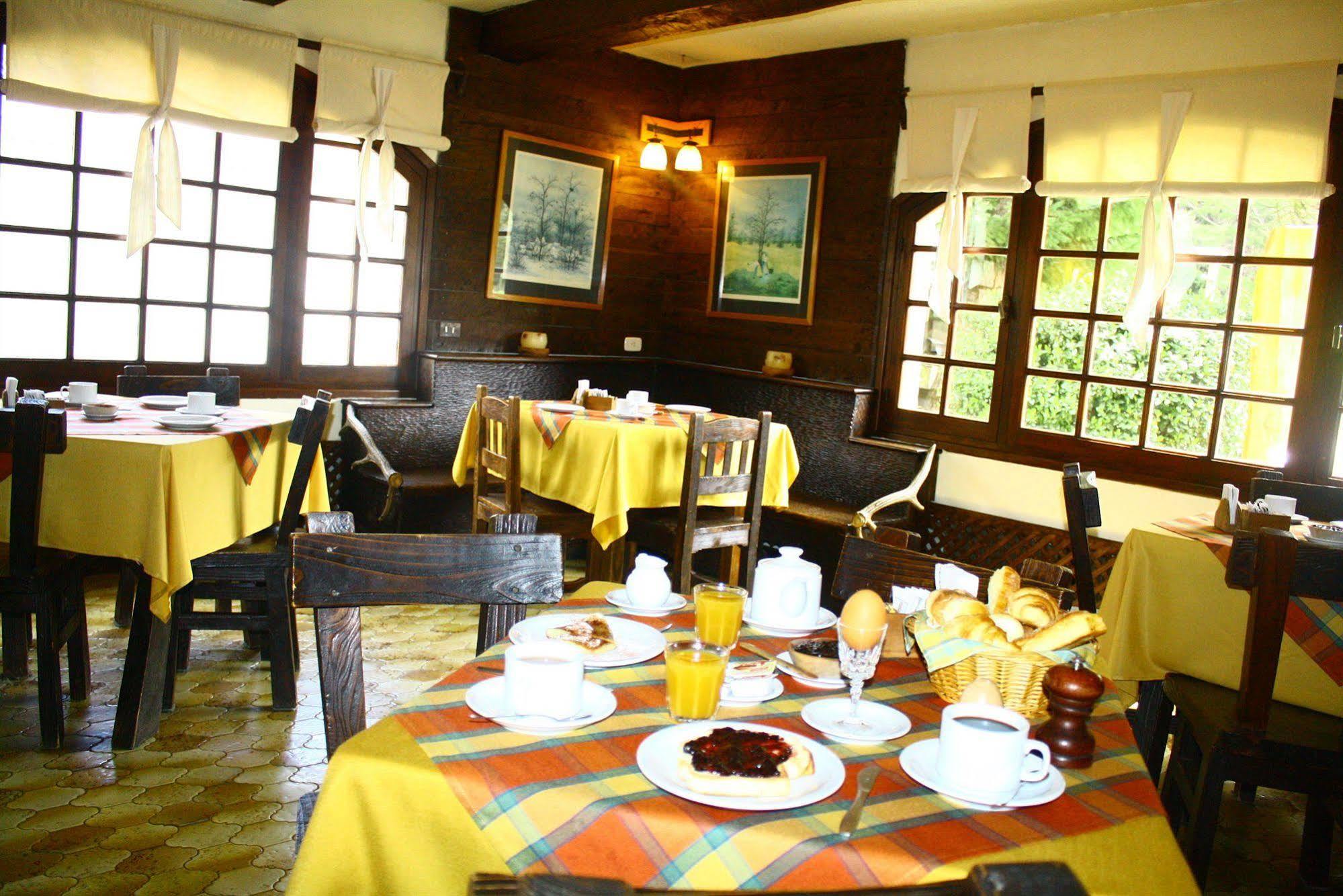 Hosteria La Posta Del Cazador San Martín de los Andes Exteriér fotografie