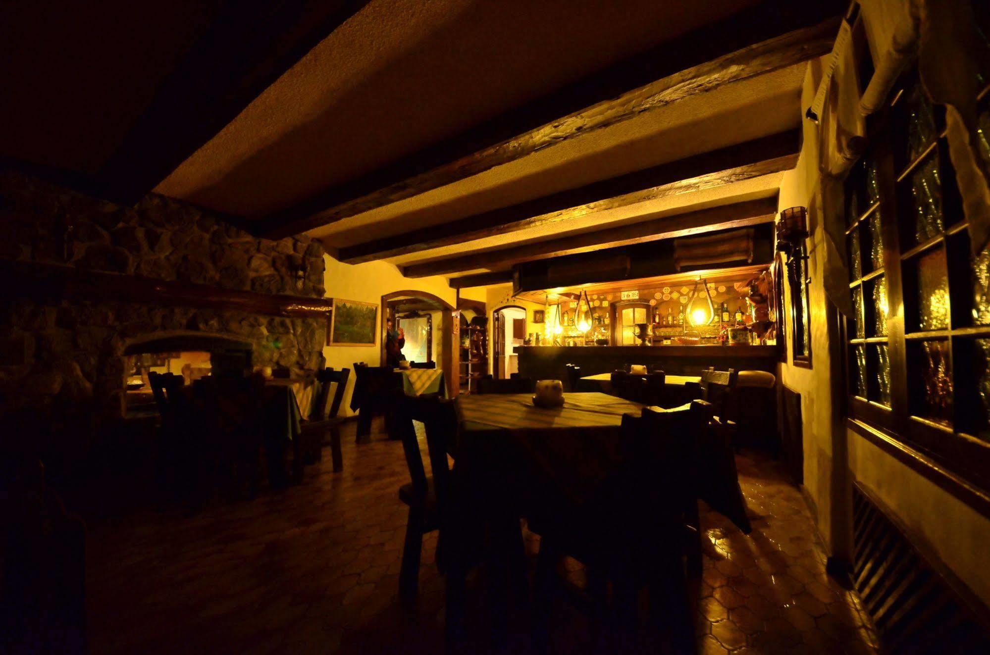 Hosteria La Posta Del Cazador San Martín de los Andes Exteriér fotografie